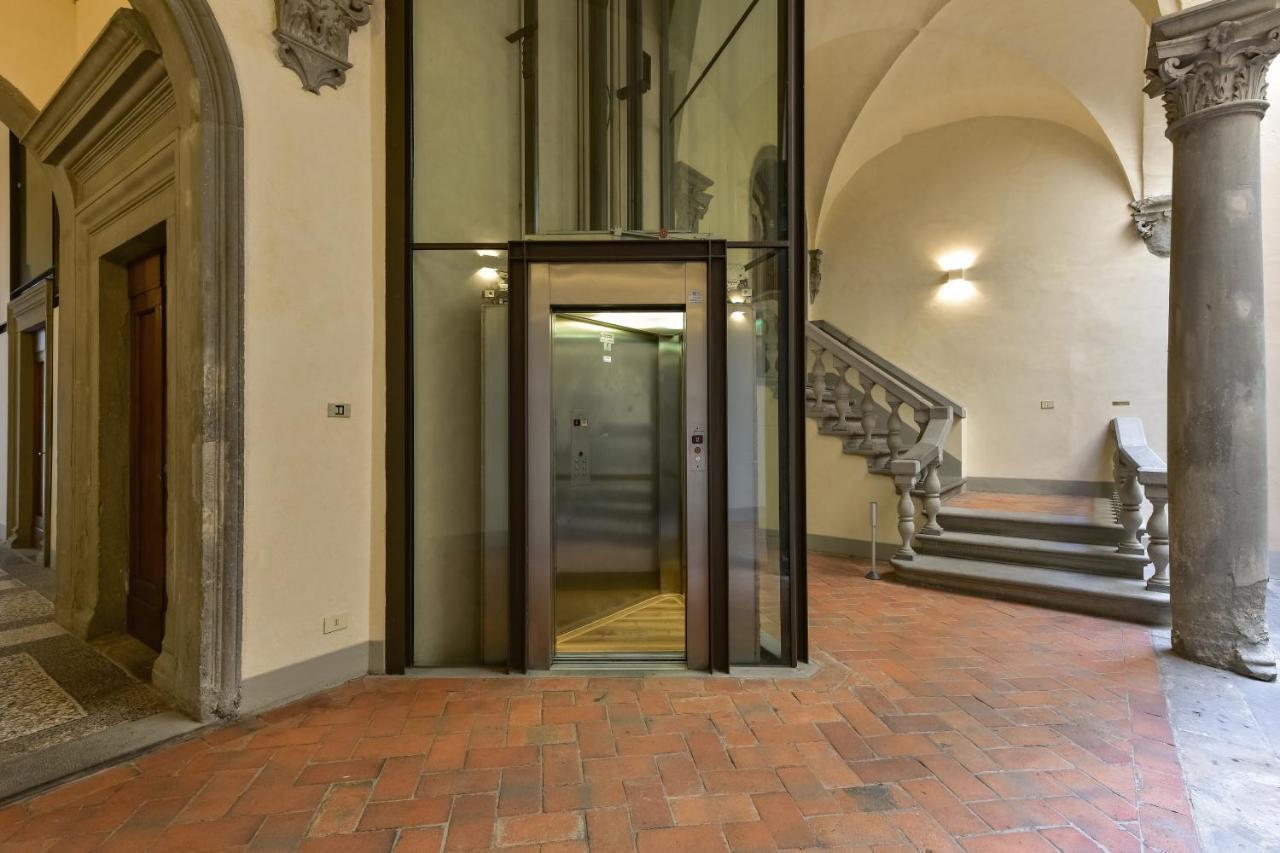 Apartamento Tiziano Big Penthouse In The Oltrarno Florencia
